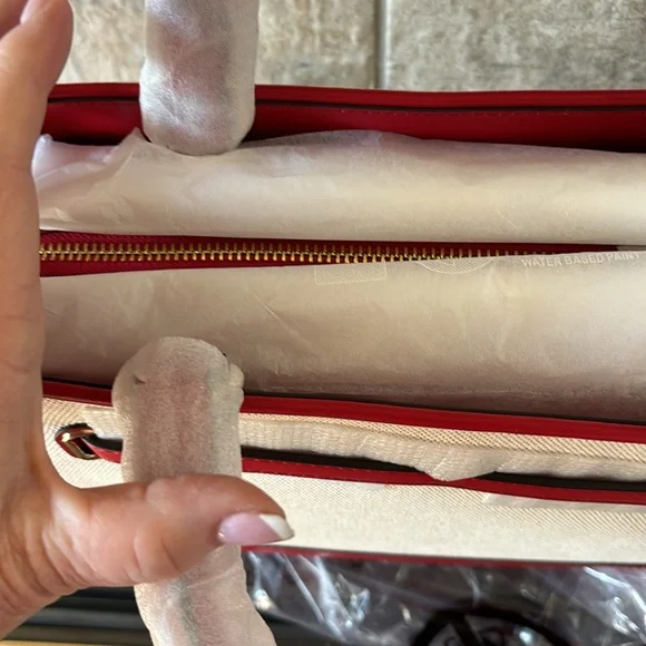 NWT Michael Kors Straw and Red Reed - Picture 5 of 8